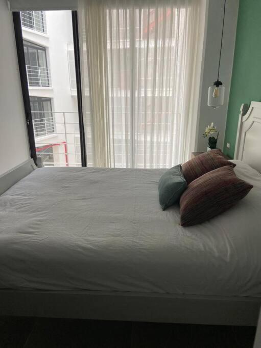 Moderno Apto Shift Zona 16, Cerca De Embajada Eeuu Y Explanada Cayala 危地马拉 外观 照片
